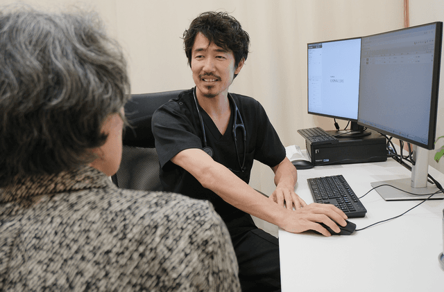 村田宇謙院長の医療活動写真 2 - ファミリークリニック湘南